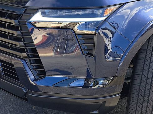 Used 2026 Lexus GX 550 w/ Accessory Package (31) AWD/4WD image 35