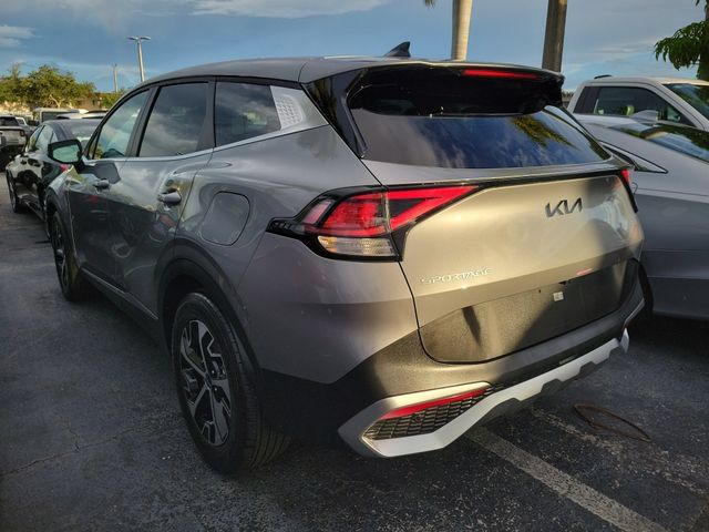 Used 2025 Kia Sportage EX FWD image 4