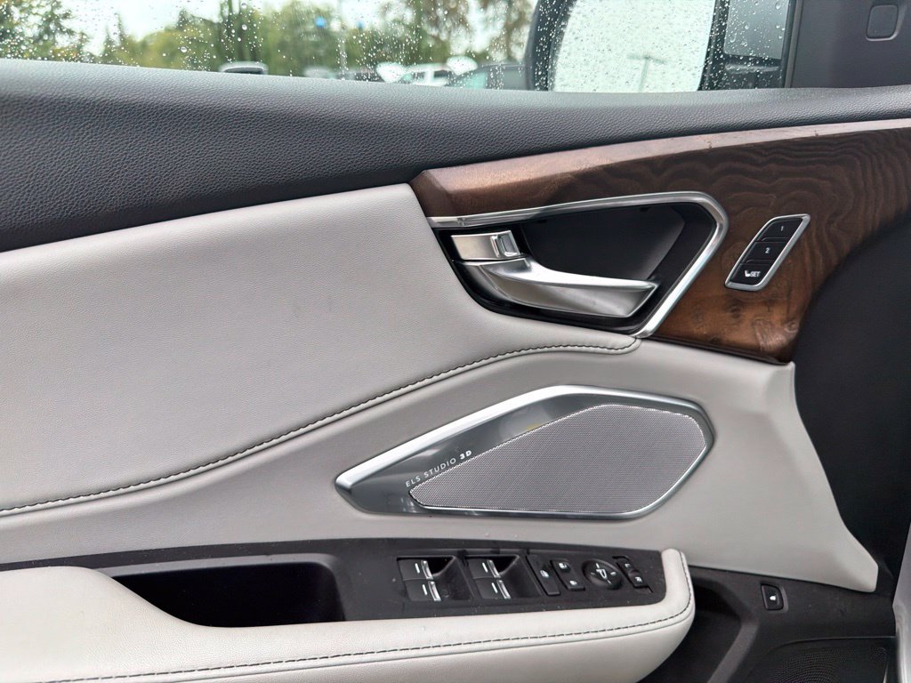 Used 2019 Acura RDX w/ Advance Package AWD/4WD image 11