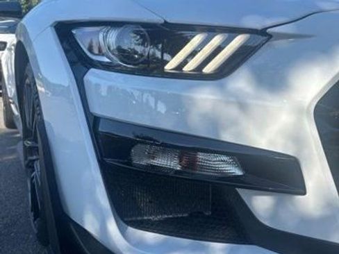 Used 2020 Ford Mustang Shelby GT500 w/ Technology Package image 16