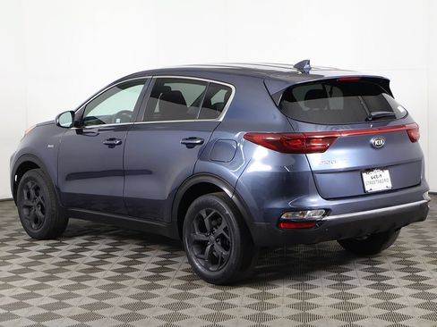 Used 2022 Kia Sportage LX AWD/4WD image 6