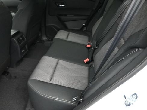 Used 2026 Nissan Rogue SV AWD/4WD image 27