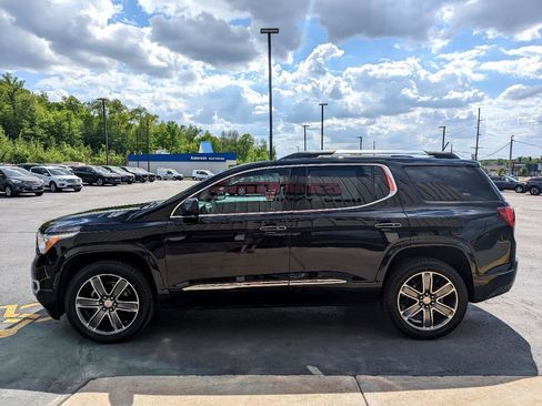 Used 2018 GMC Acadia Denali w/ Technology Package image 5