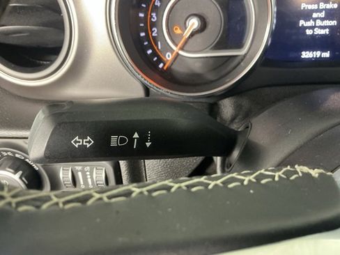 Used 2020 Jeep Gladiator Sport w/ Quick Order Package 24S image 28