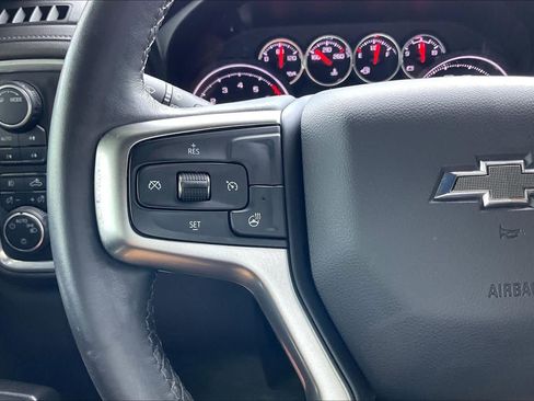 Used 2021 Chevrolet Silverado 1500 LT Trail Boss w/ Bed Protection Package AWD/4WD image 18