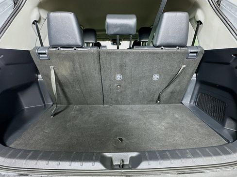 Used 2025 Toyota Grand Highlander AWD image 30