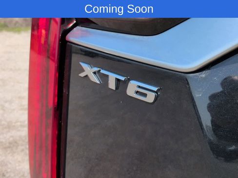 Used 2020 Cadillac XT6 Premium Luxury AWD/4WD image 12
