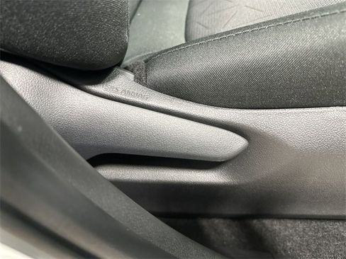 Used 2024 Toyota RAV4 XLE image 27