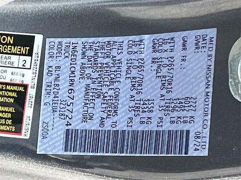 Used 2024 Nissan Frontier SV image 29