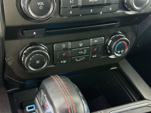 Used 2018 Ford F150 XLT w/ Equipment Group 302A Luxury image 9