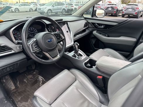 Used 2020 Subaru Outback Limited image 6