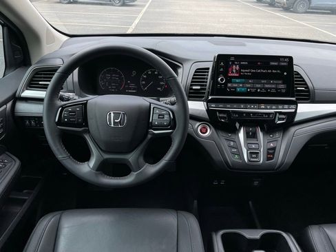 Certified 2026 Honda Odyssey EX-L image 11