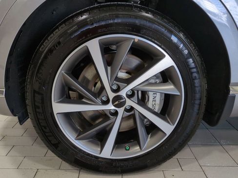 Used 2025 Genesis GV80 2.5T Advanced image 21