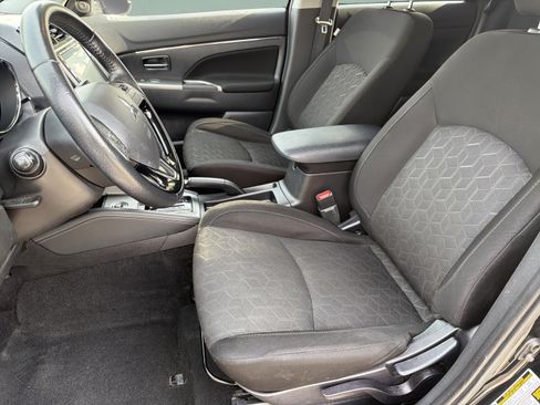 Used 2020 Mitsubishi Outlander Sport SE AWD/4WD image 24
