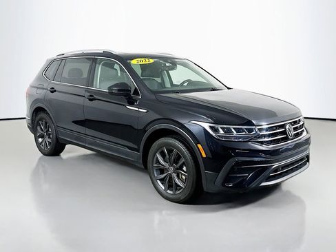 Used 2022 Volkswagen Tiguan SE image 15