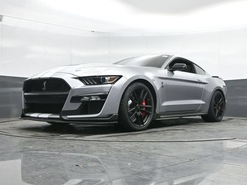 Used 2022 Ford Mustang Shelby GT500 w/ Technology Package RWD image 42