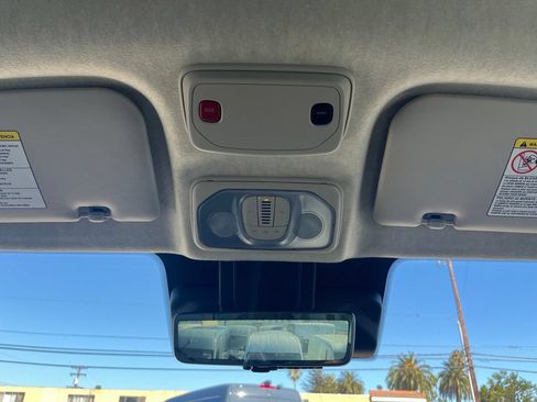 Used 2025 RAM ProMaster 3500 FWD image 19