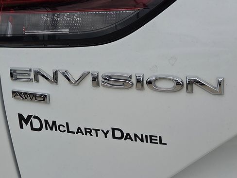 Used 2023 Buick Envision Essence AWD/4WD image 9