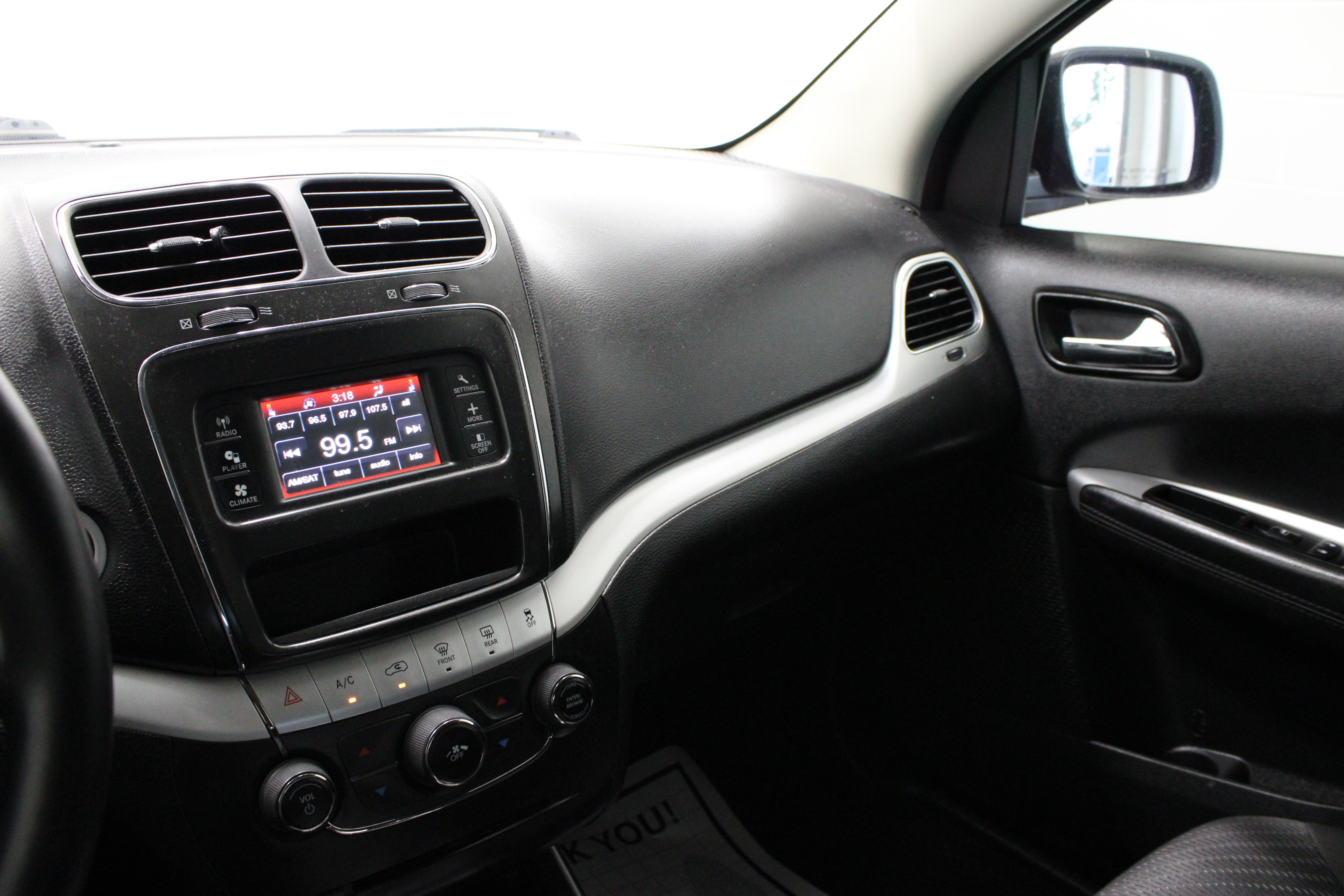 Used 2015 Dodge Journey American Value Package w/ Flexible Seating Group FWD image 15
