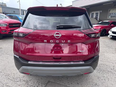 Used 2022 Nissan Rogue SV w/ SV Premium Package image 5