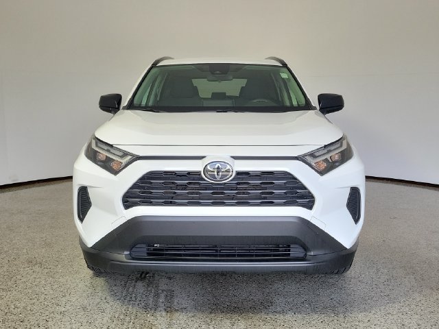 Used 2025 Toyota RAV4 LE AWD/4WD image 3