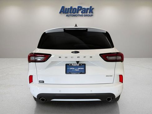 Used 2023 Ford Escape ST-Line w/ Tech Pack #1 AWD/4WD image 6