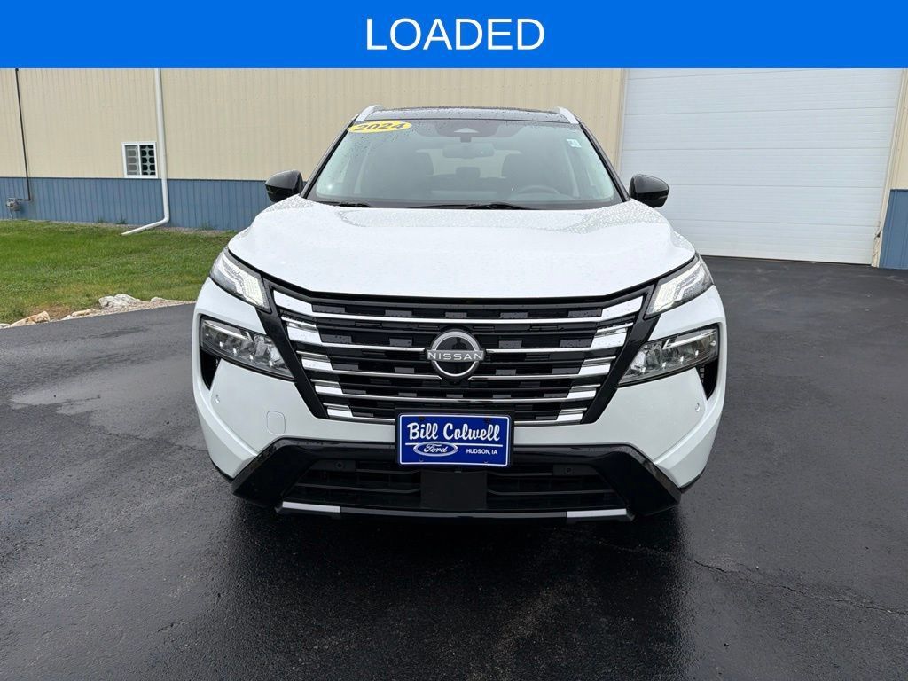 Used 2024 Nissan Rogue Platinum AWD/4WD image 9