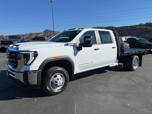New 2026 GMC Sierra 3500 Pro w/ Convenience Package image 3