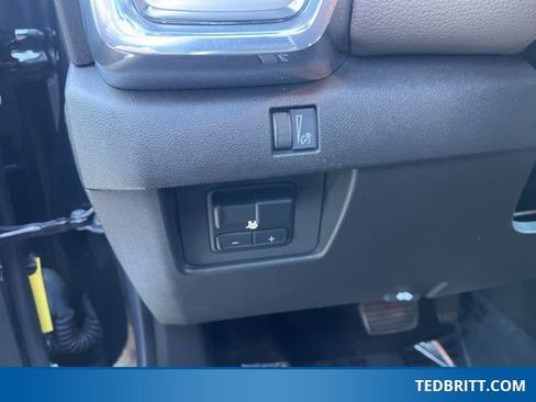 Used 2023 GMC Canyon Denali image 44