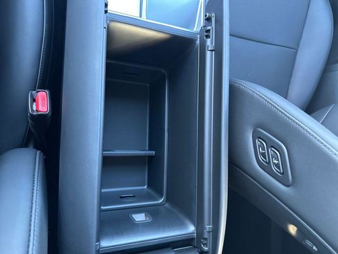 New 2026 Hyundai Ioniq 9 SEL image 18