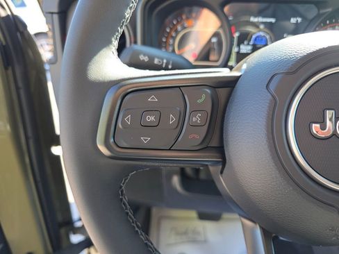 New 2026 Jeep Wrangler Unlimited Rubicon w/ Safety Group image 17