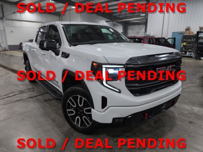 Used 2023 GMC Sierra 1500 AT4 w/ AT4 Premium Package