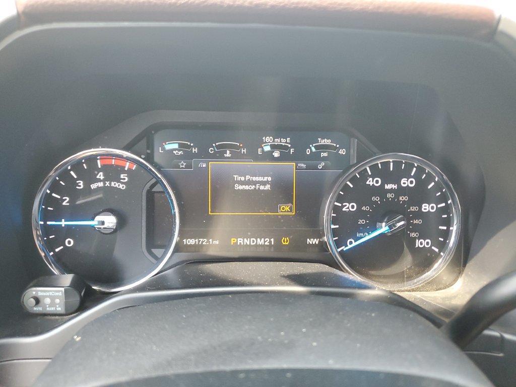 Used 2017 Ford F350 Platinum w/ FX4 Off-Road Package AWD/4WD image 24