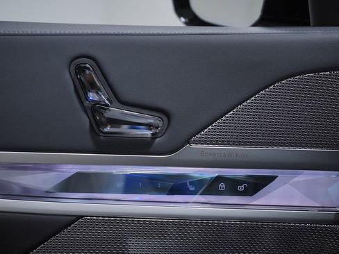 New 2026 BMW i7 eDrive50 w/ M Sport Package image 17