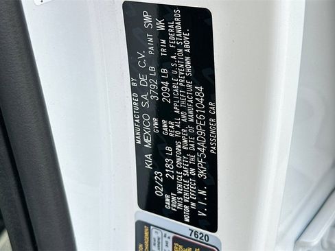 Used 2023 Kia Forte GT-Line image 34