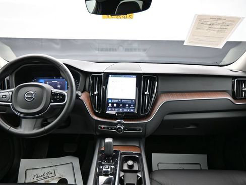 Used 2023 Volvo XC60 B5 Plus w/ Protection Package Premier AWD/4WD image 13