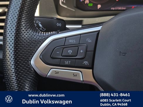 Certified 2023 Volkswagen Atlas SEL Premium AWD/4WD image 25