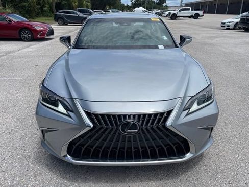 Used 2023 Lexus ES 350 w/ Premium Package FWD image 6