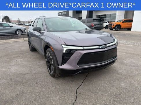 Used 2025 Chevrolet Blazer EV RS image 3