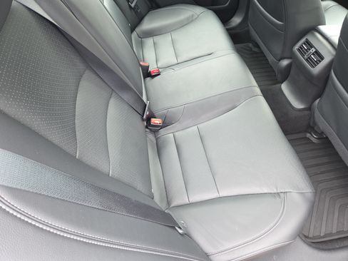 Used 2017 Honda Accord Touring image 20