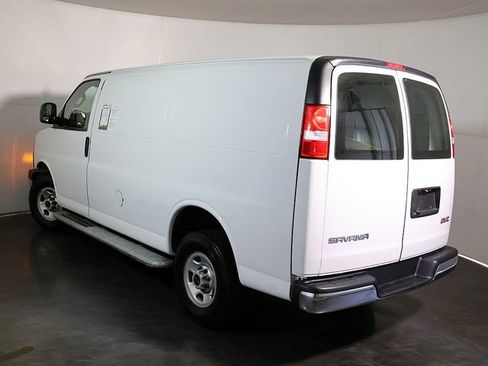 Used 2024 GMC Savana 2500 w/ Driver Convenience Package RWD image 2