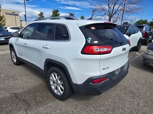 Used 2015 Jeep Cherokee Latitude AWD/4WD image 3