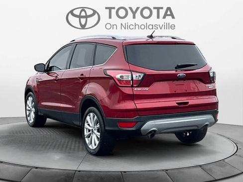 Used 2017 Ford Escape Titanium image 4