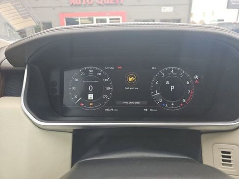 Used 2018 Land Rover Range Rover Supercharged image 16