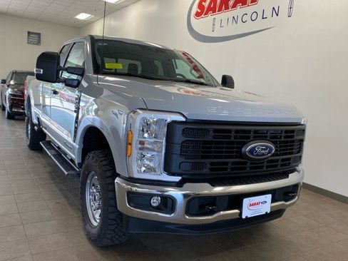 New 2025 Ford F250 XL w/ XL Off-Road Package image 2