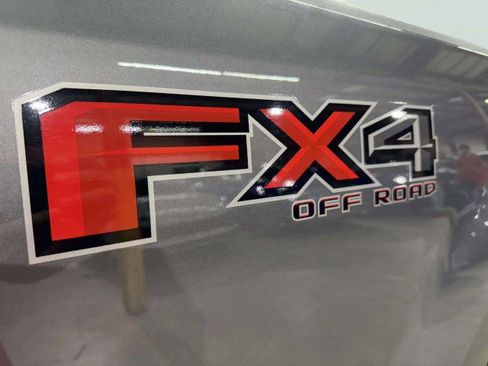 Used 2022 Ford F250 Limited w/ FX4 Off-Road Package image 21