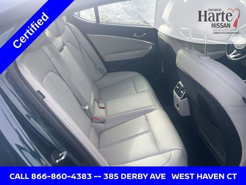 Used 2024 Genesis G70 2.5T image 39