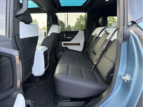 Used 2024 GMC Hummer EV 3X w/ Omega Edition AWD/4WD image 32