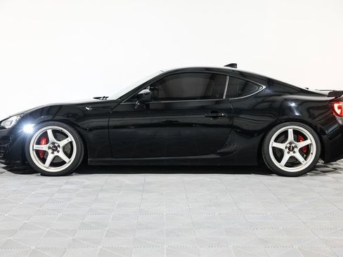 Used 2018 Subaru BRZ Limited w/ Performance Package RWD image 13