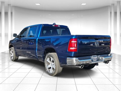 Used 2023 RAM 1500 Laramie AWD/4WD image 5